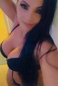 Soraya Caliente Profile Image
