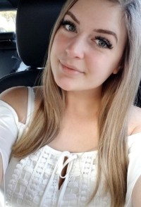 Danielle Profile Image