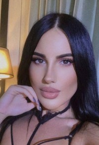 Veronika Profile Image