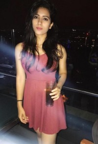 Riya Bhatt Profile Image