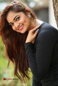 Shahina Profile Image